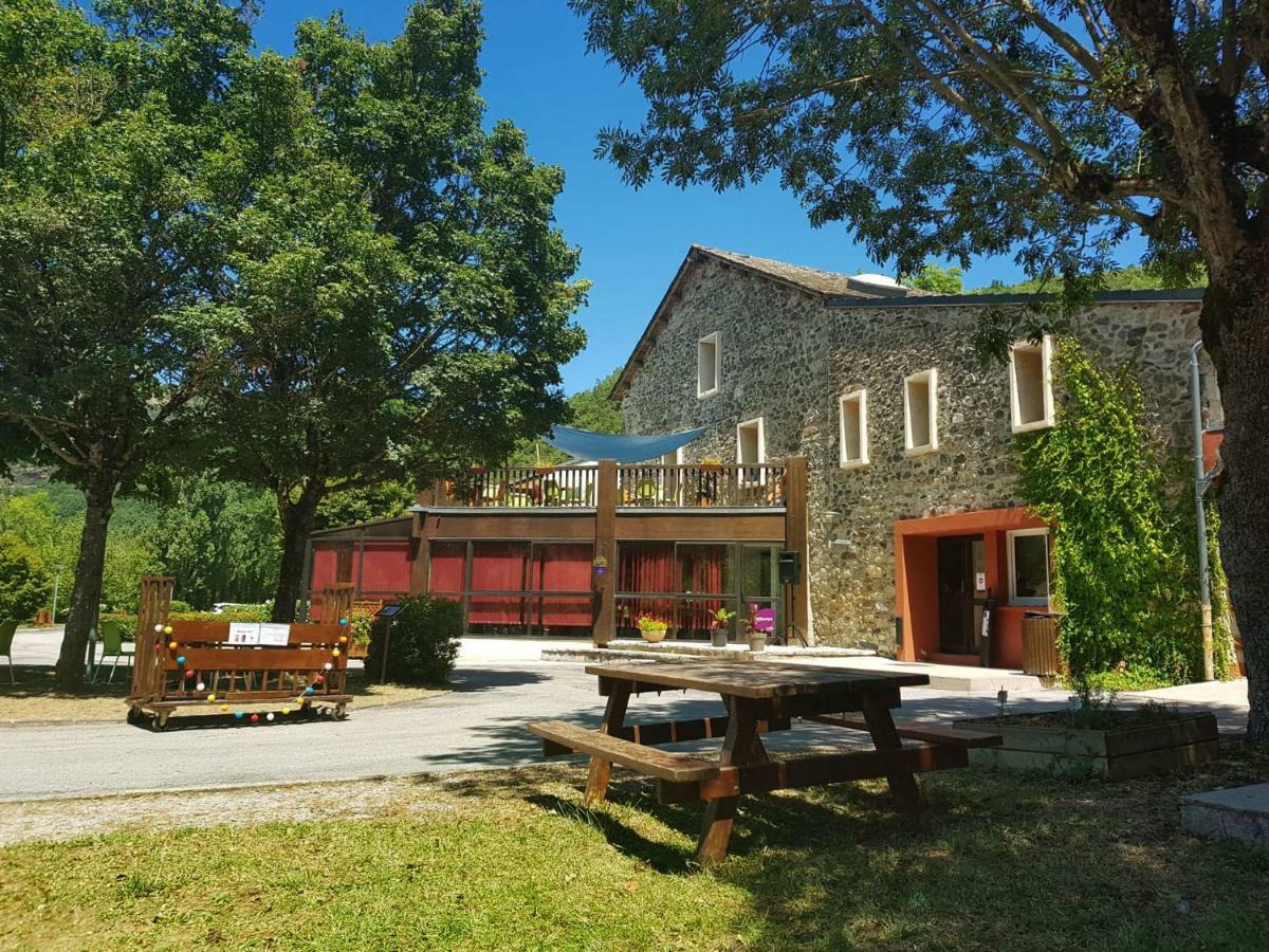 Отель Vvf Sud Aveyron Брюск Экстерьер фото